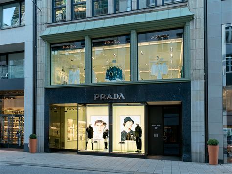 Prada Hamburg Neuer Wall 